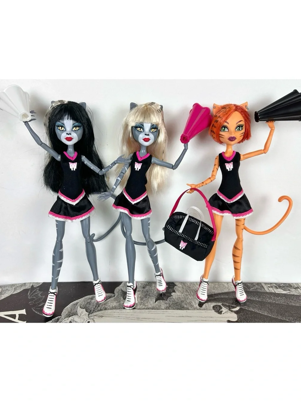 Monster High Fearleading Werecat Sisters 3 Toralei, Meowlody Purrsephone